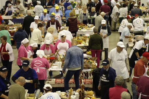 idosek-vilagnapja-2025