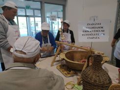 idosek-vilagnapja-2020